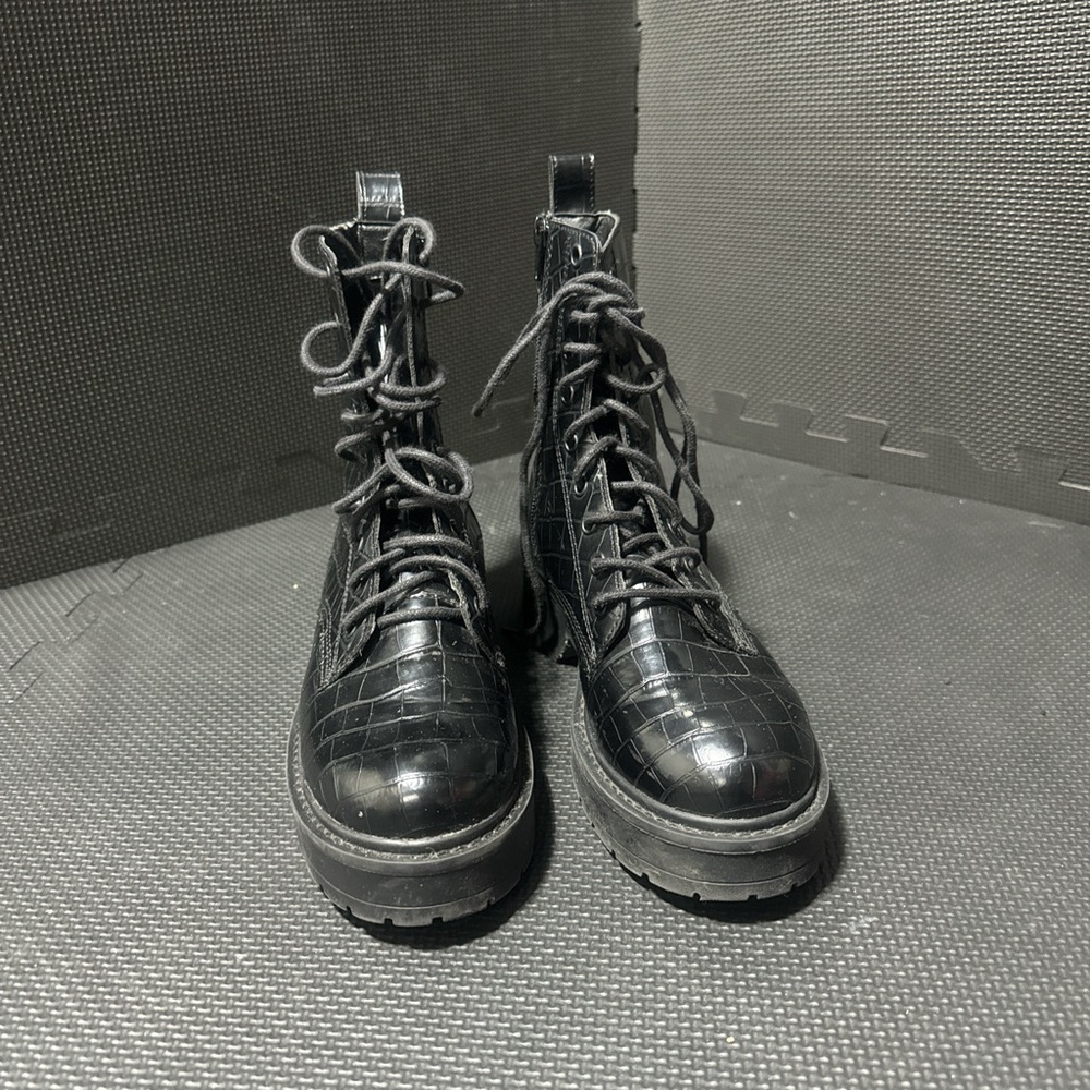 Steve Madden Faux Alligator Skin Lace Up and Zip Up Boots US Women’s 8.5